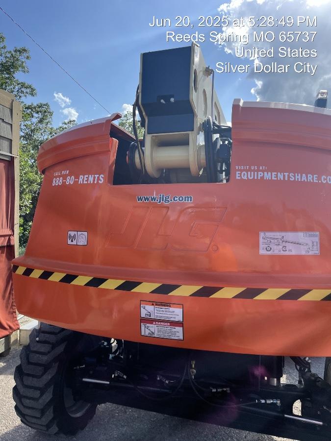 2025 JLG 660SJ