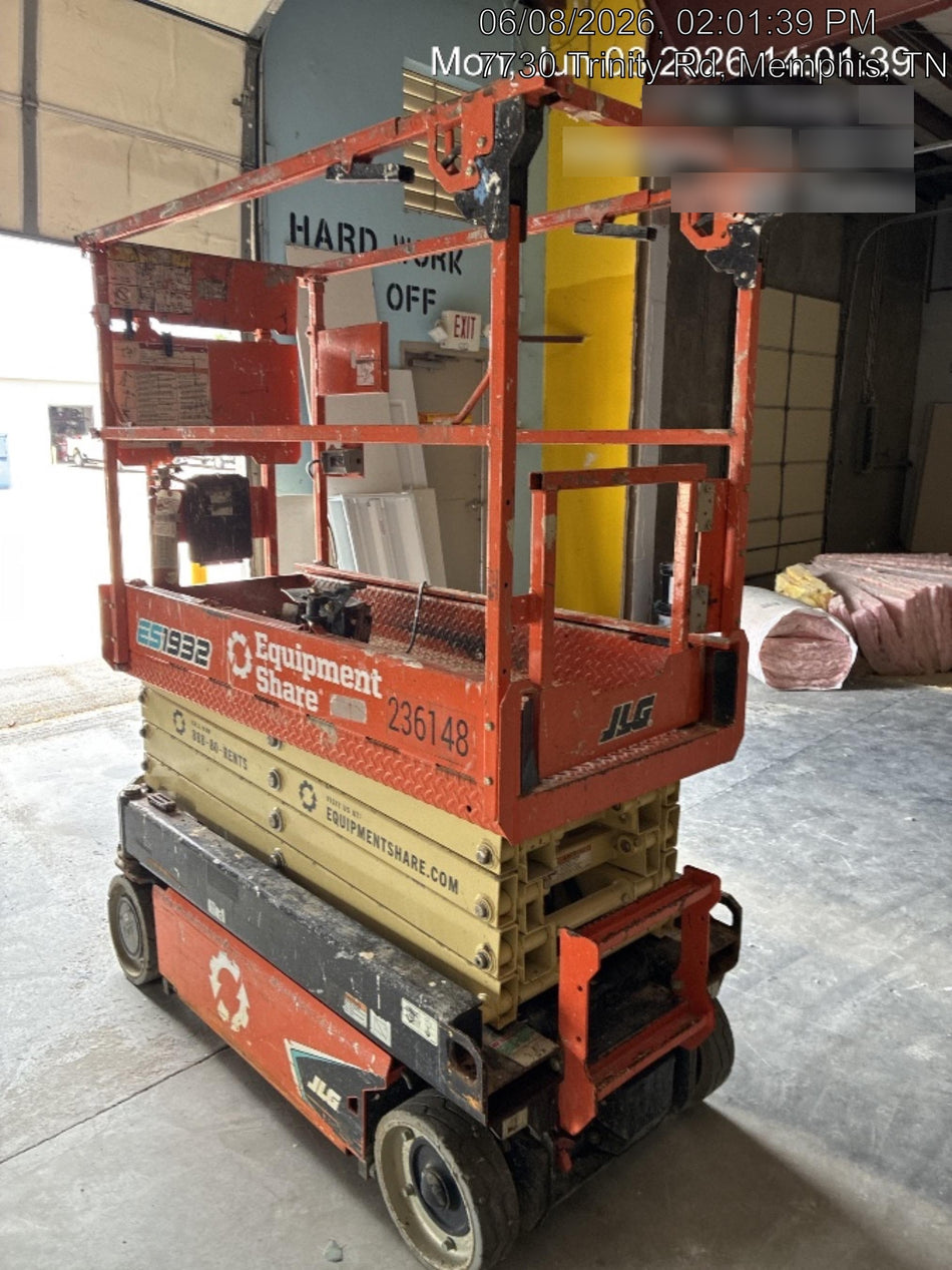 2022 JLG ES1932