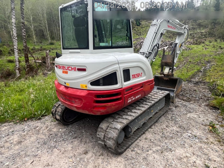 2025 TAKEUCHI TB250-2CR