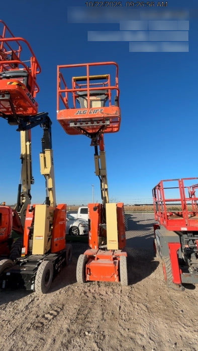 2019 JLG E300AJP