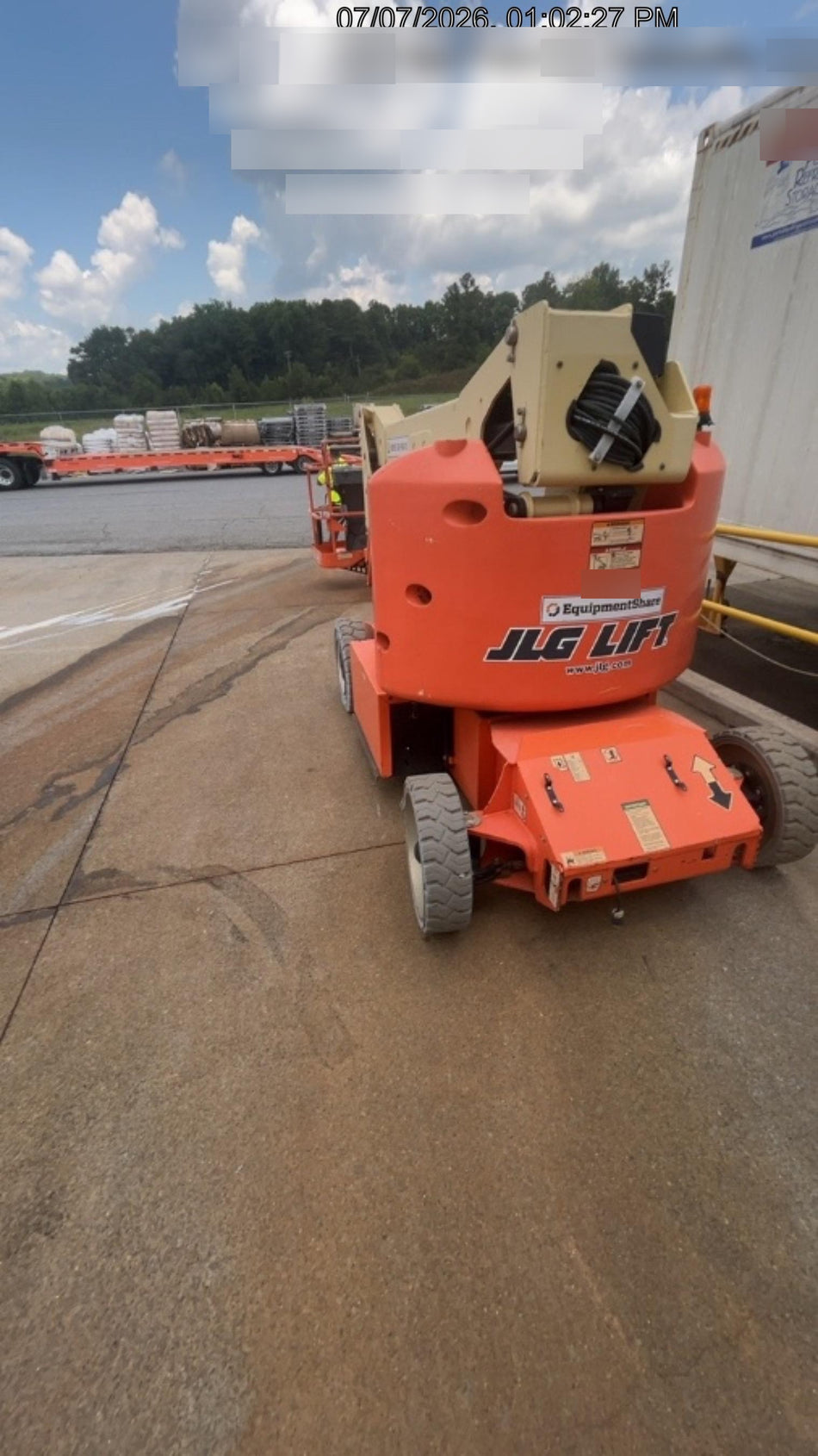 2019 JLG E400AJPN