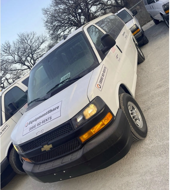 2023 CHEVROLET Express Van - Rental