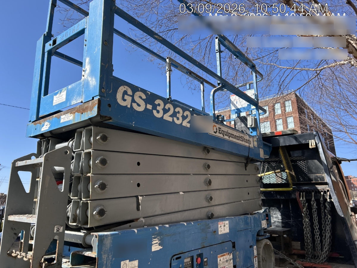 2018 GENIE GS-3232