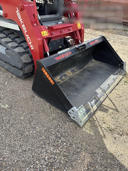2025 TAKEUCHI 76" Smooth Bucket - Takeuchi