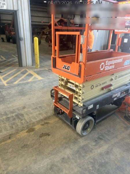 2022 JLG ES1932
