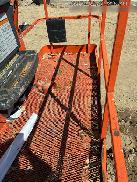 2021 JLG 400S