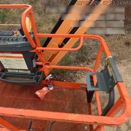 2023 JLG 860SJ
