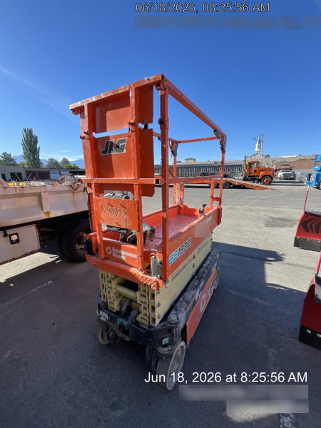 2023 JLG ES1932