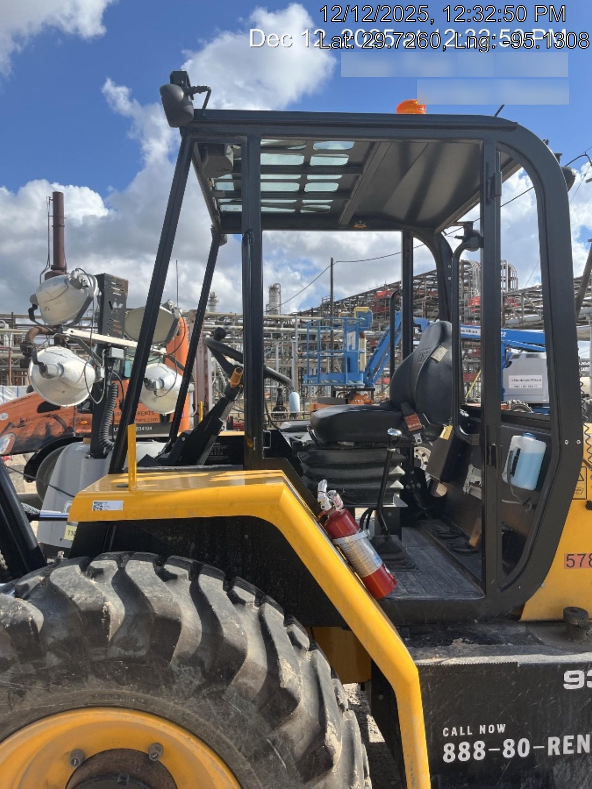 2025 JCB 930-4