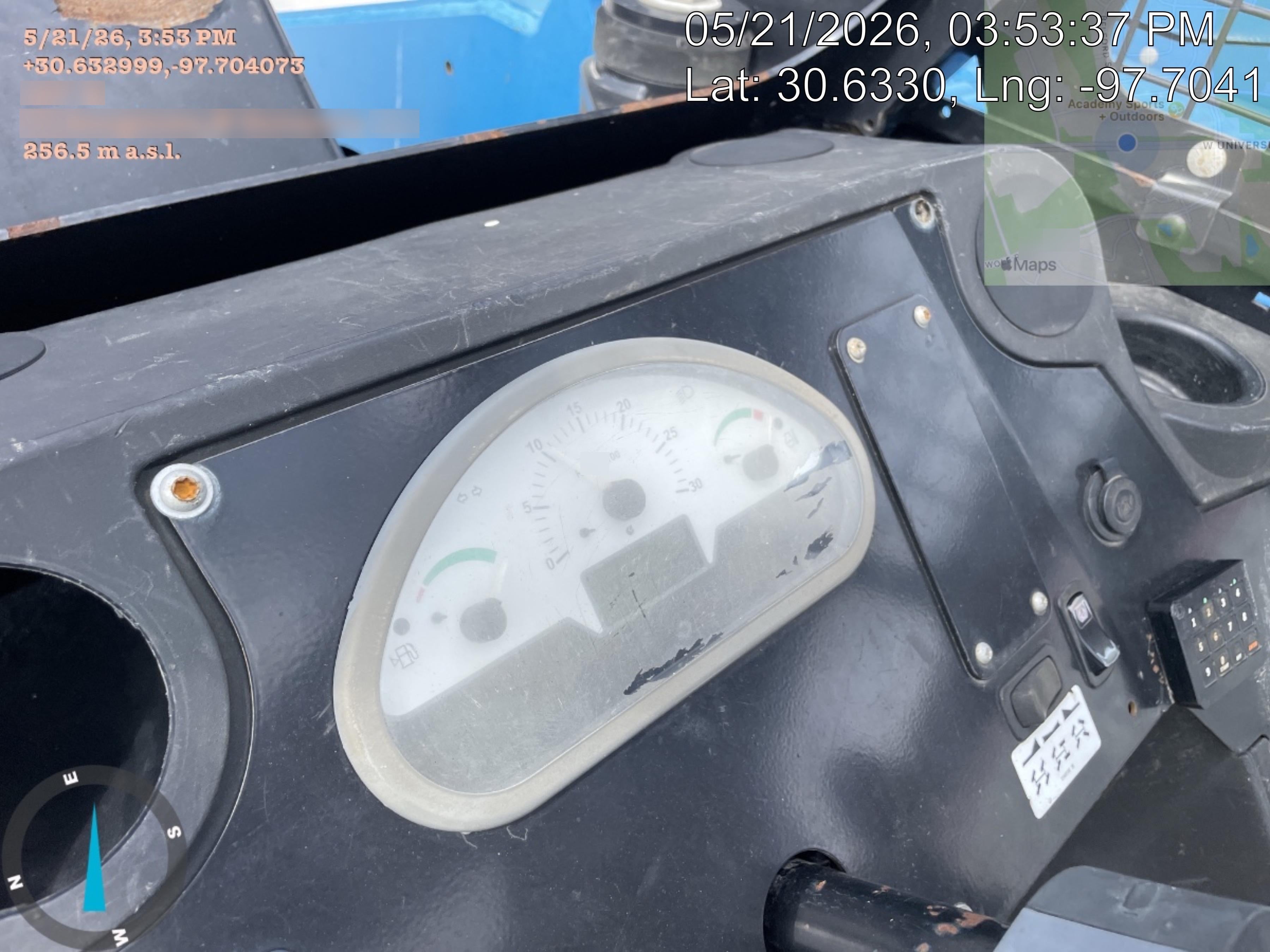 2017 GENIE GTH-844