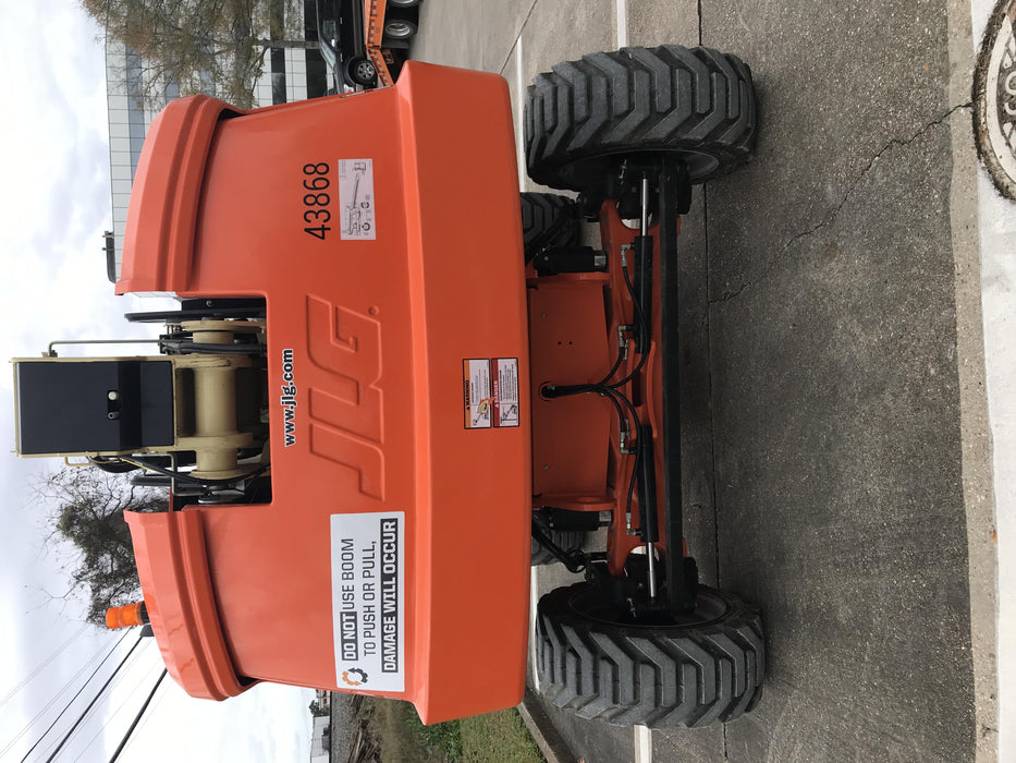 2019 JLG 660SJ