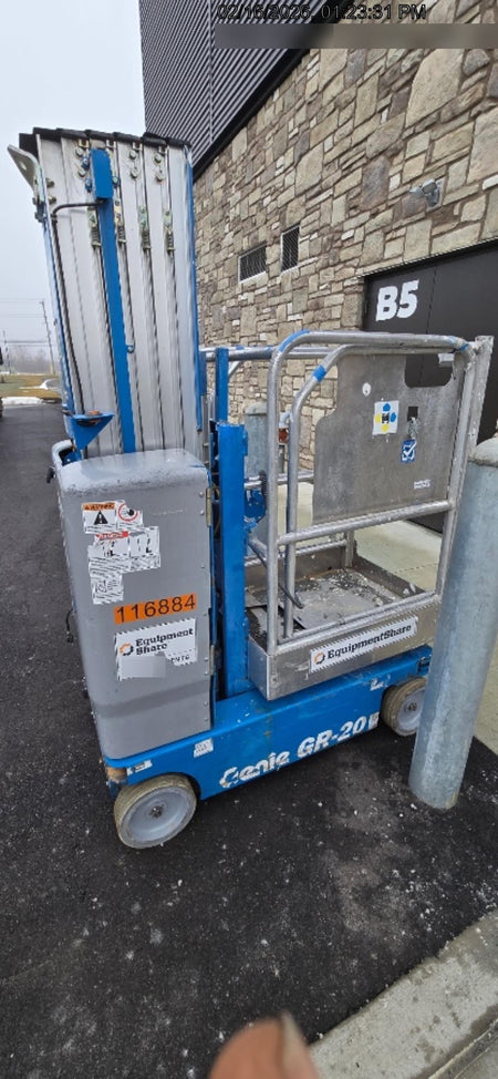 2020 GENIE GR-20