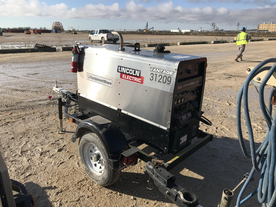2019 Lincoln Electric Vantage 322 Welder Ready-Pak 3, Two wheel trailer, Fender and Light kit, Cable Rack