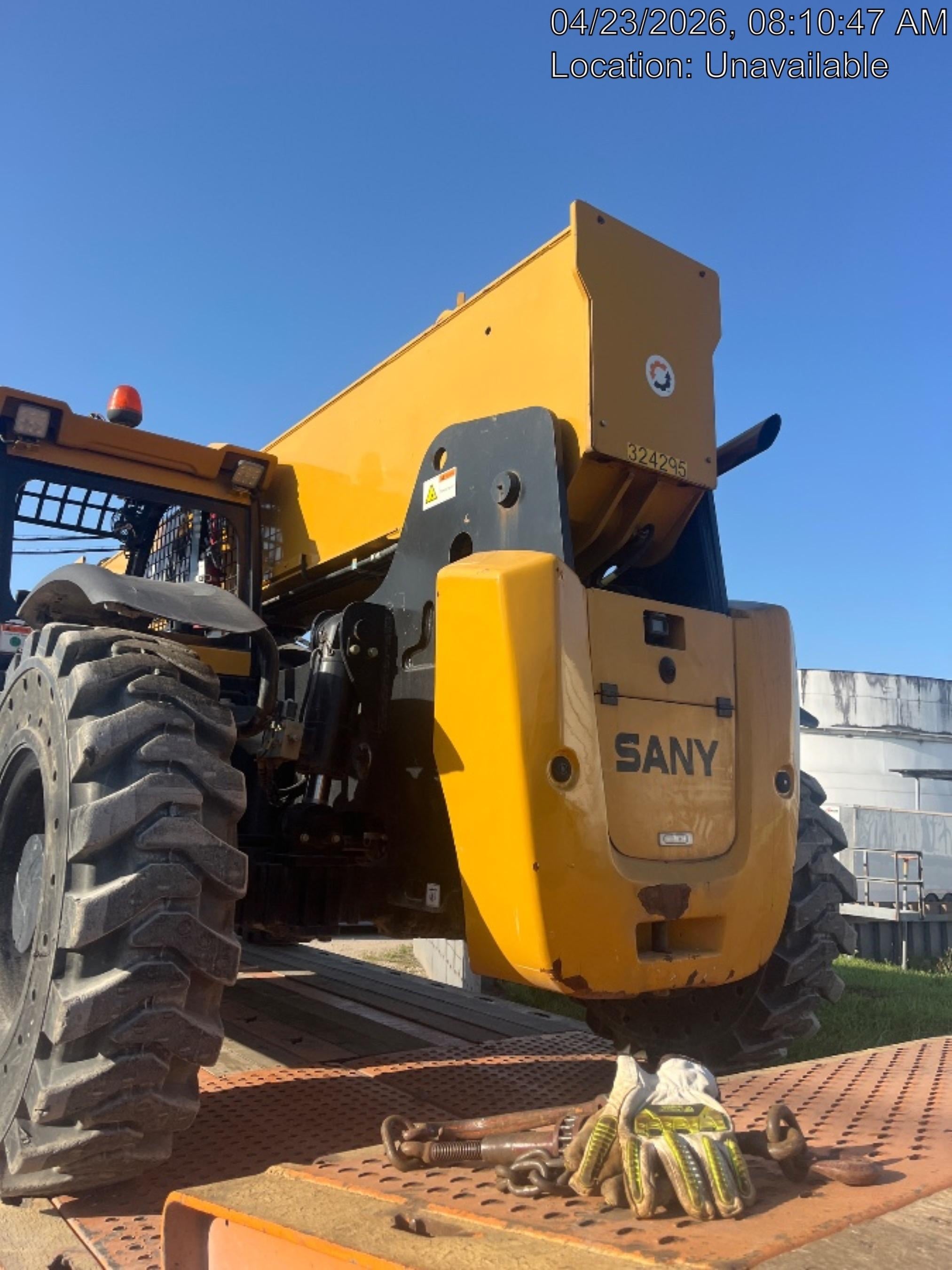 2023 SANY STH1056