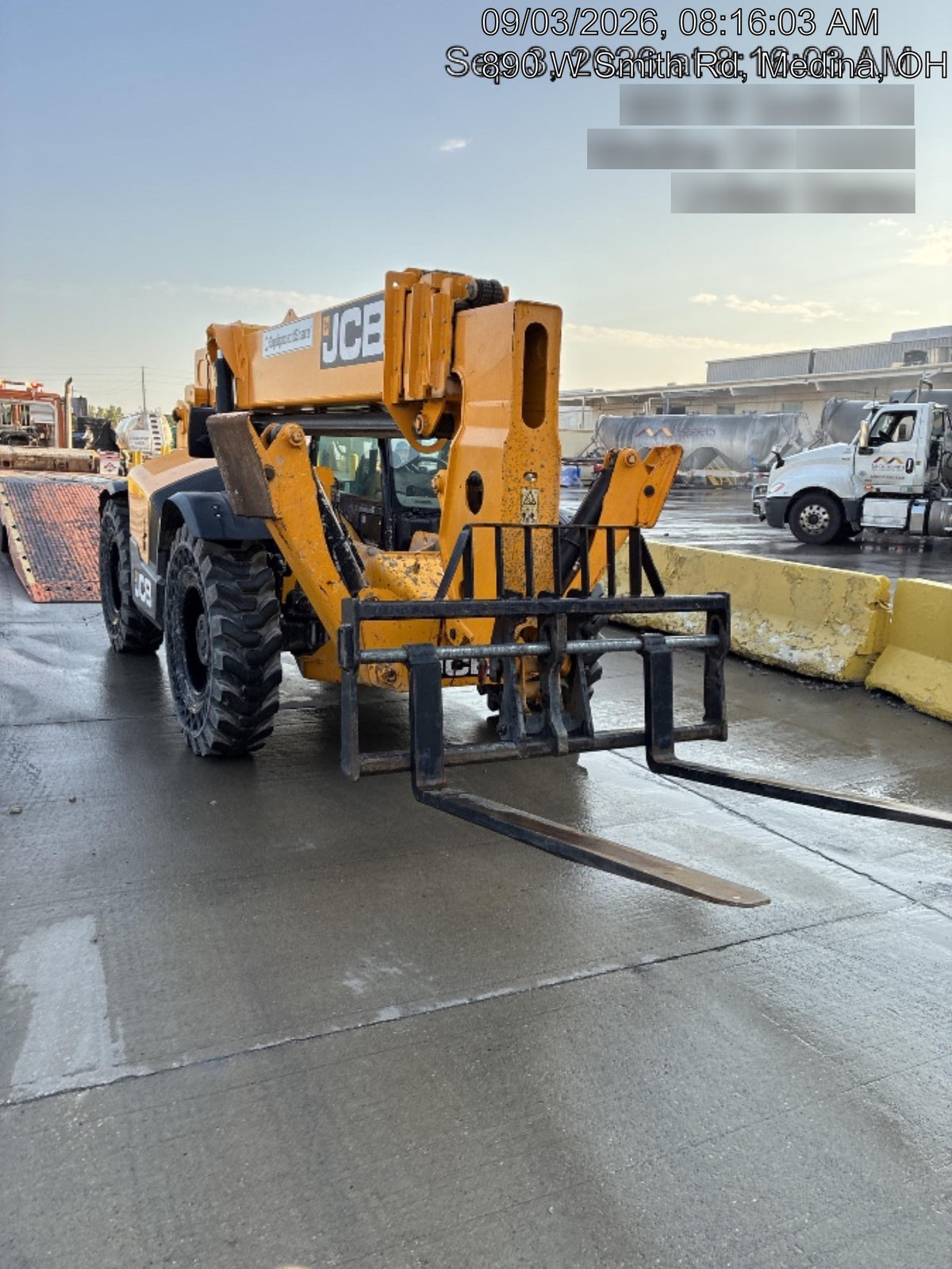 2022 JCB 510-56