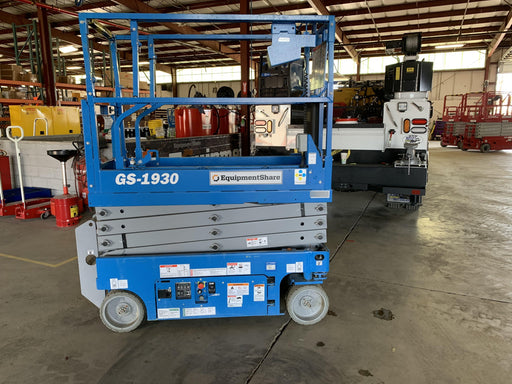 2020 Genie GS-1930 Solid Non Marking Tires, Beacon, Folding rails with half height swing gate, 800W Inverter