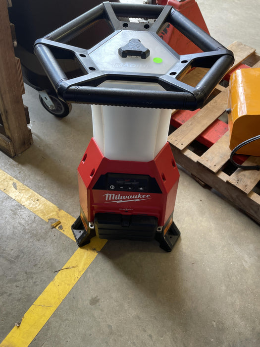 2021 MILWAUKEE 2150-20