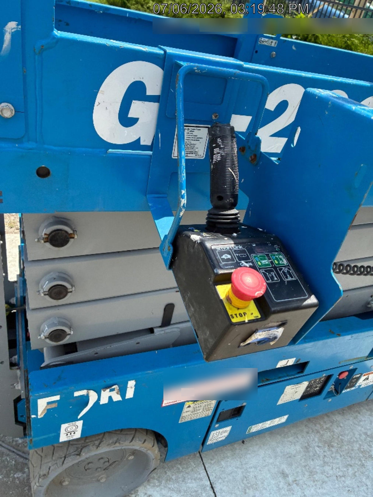 2023 GENIE GS-2632