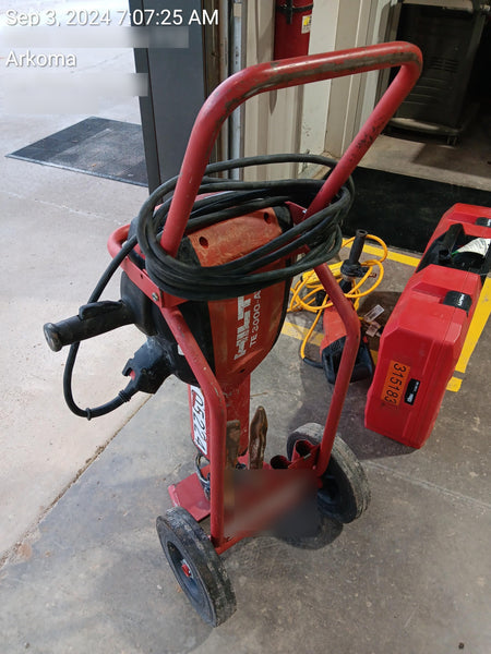 2020 HILTI TE 3000-AVR