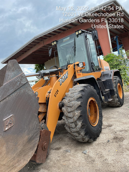2016 Case 721F CLOSED CAB, JRB 416 STYLE HYD COUPLER