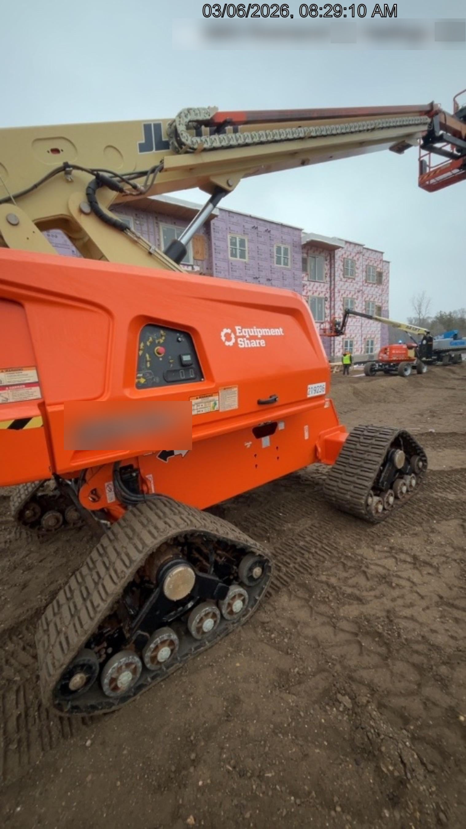 2022 JLG 660SJ Quad Track