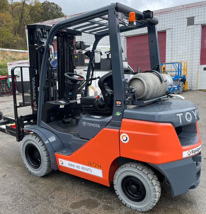 2022 TOYOTA 50-8FGU25