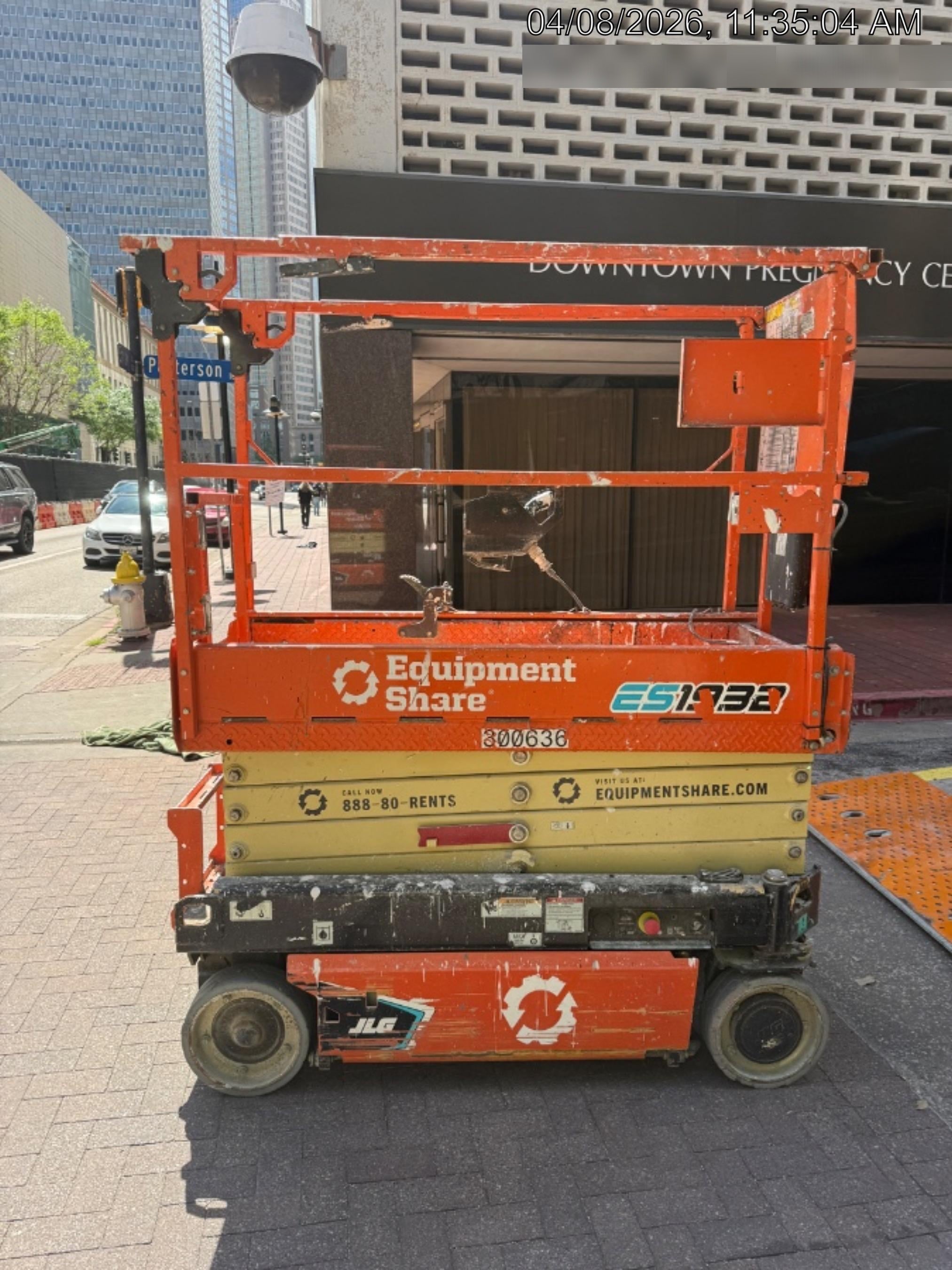 2023 JLG ES1932