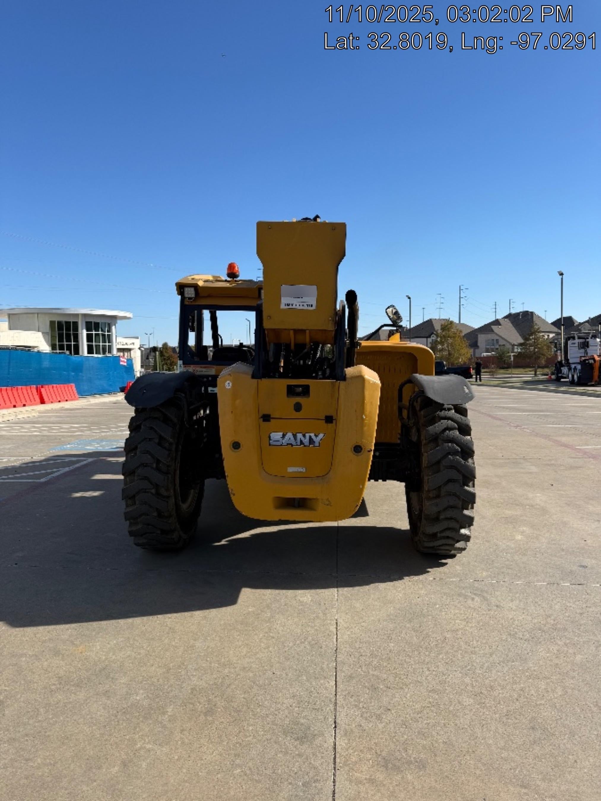 2022 SANY STH1056