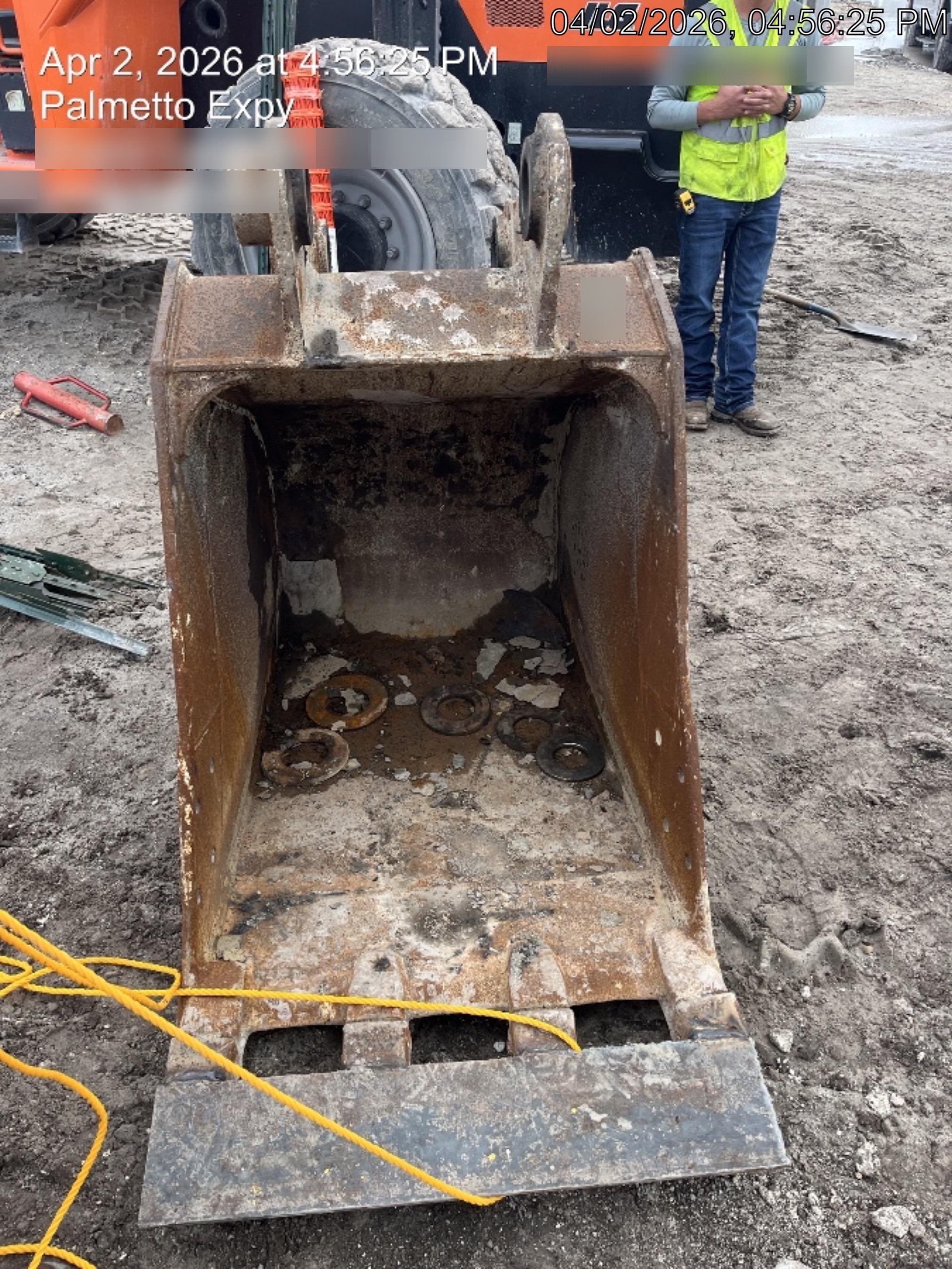 2020 FLECO 36" Bucket - Fleco