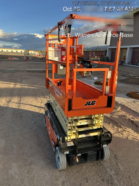 2025 JLG ES1932