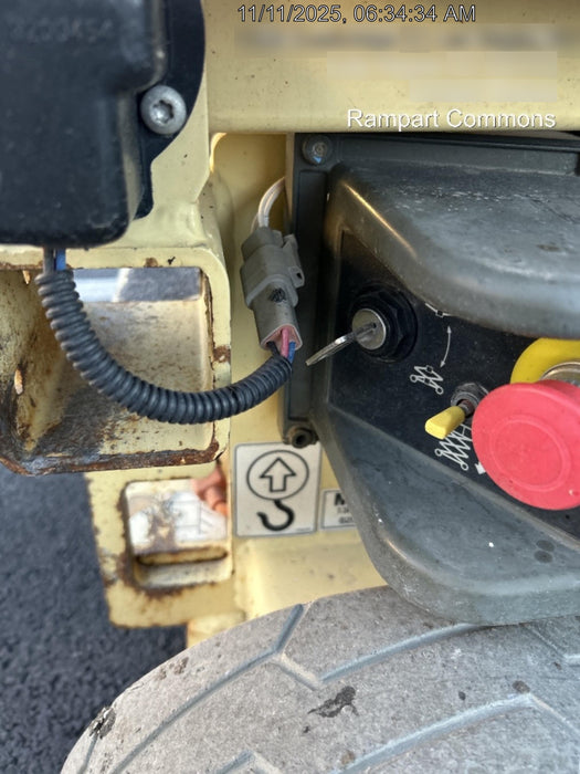 2016 JLG 1930ES Standard Options