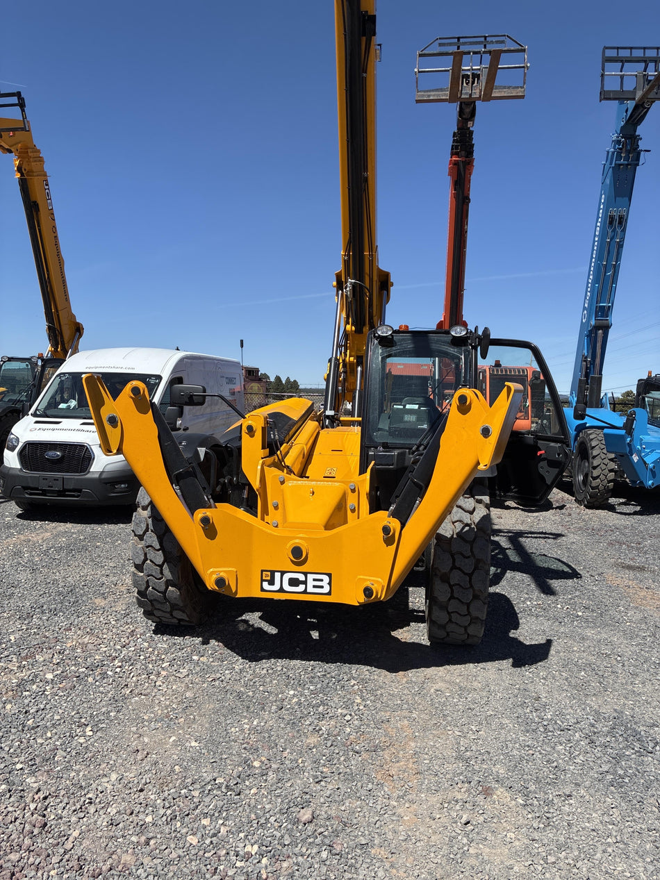 2026 JCB 512-56