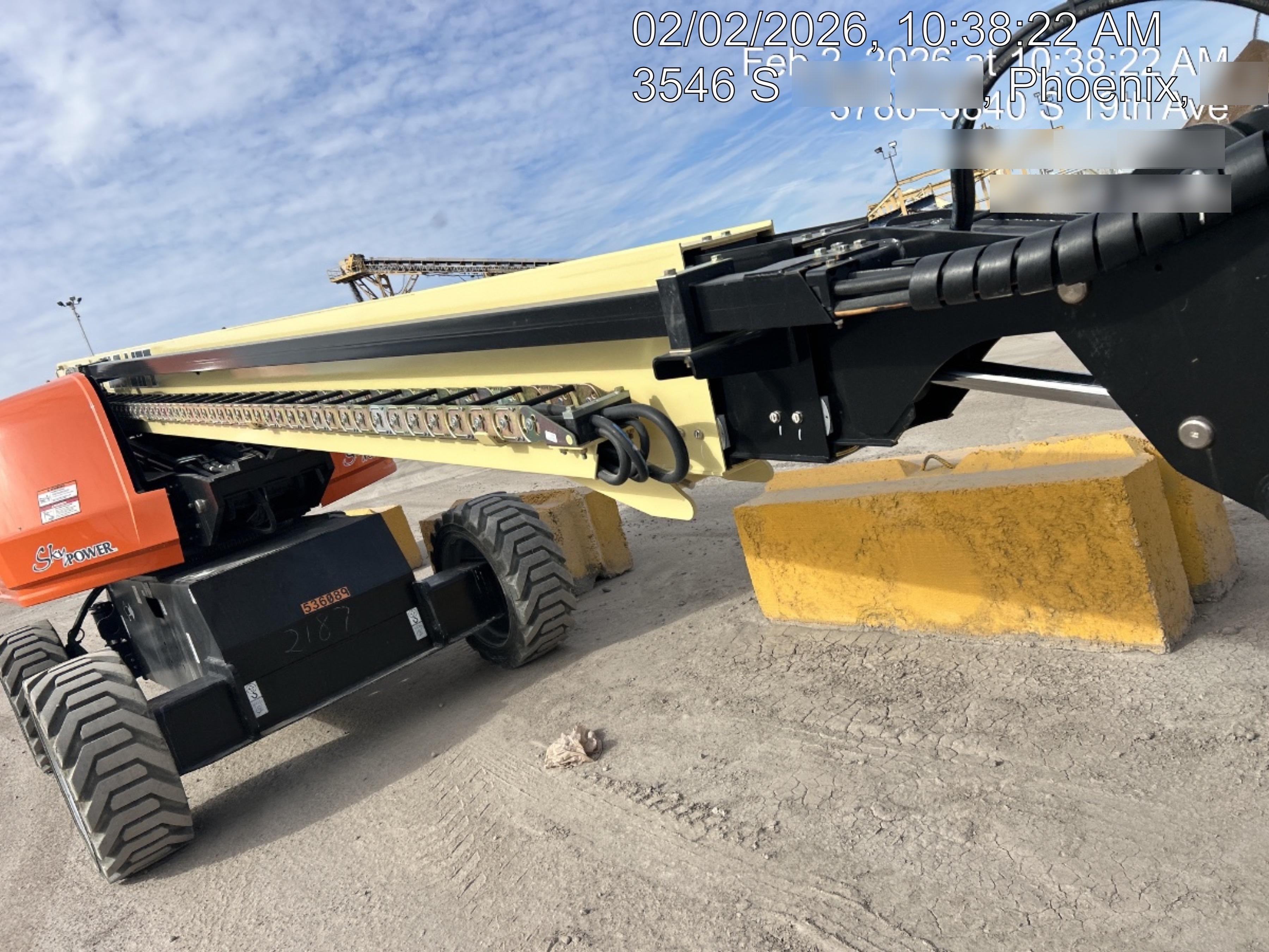 2025 JLG 660SJ