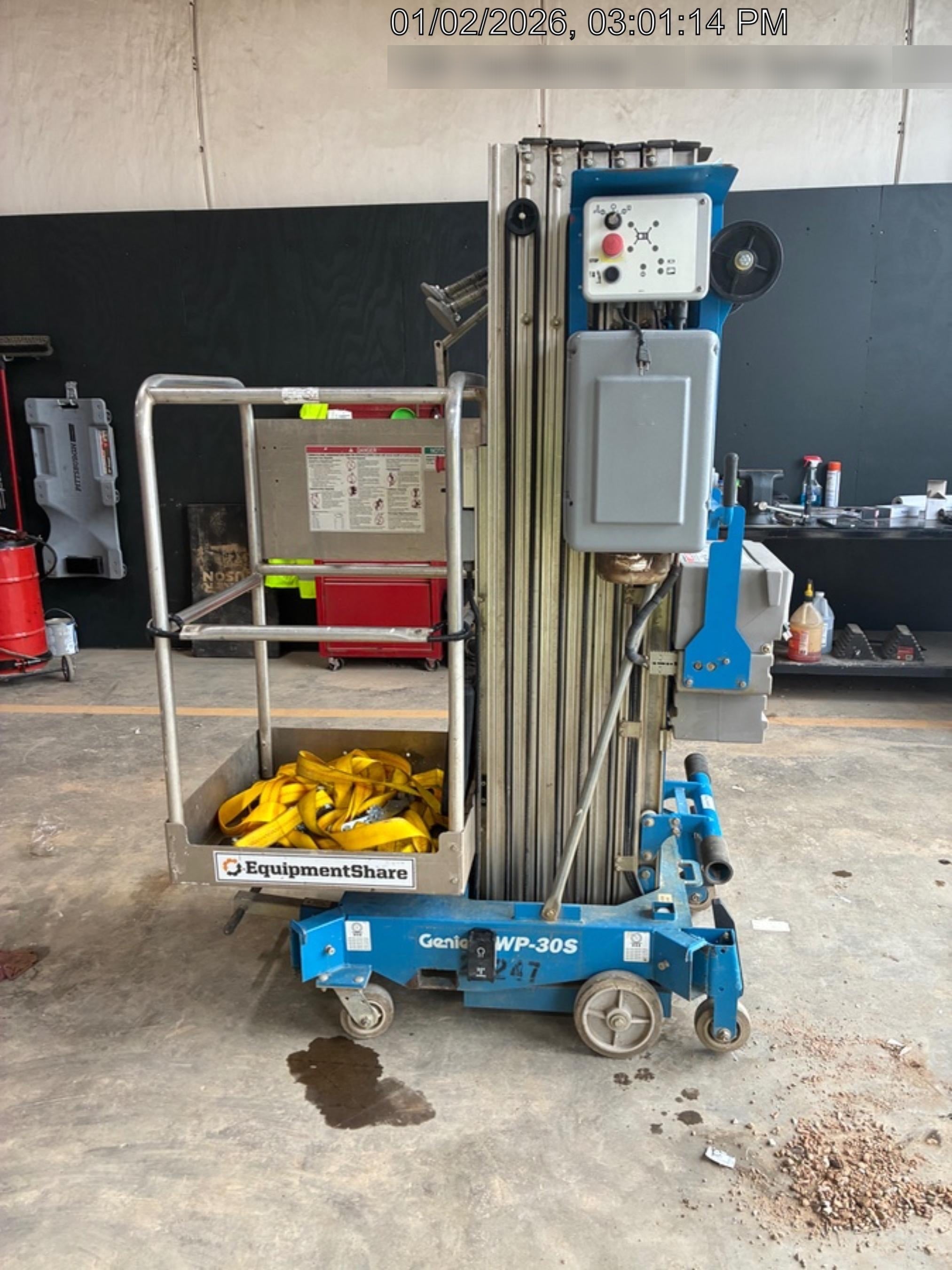 2018 GENIE AWP-30S