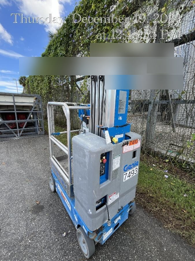 2020 GENIE GR-20