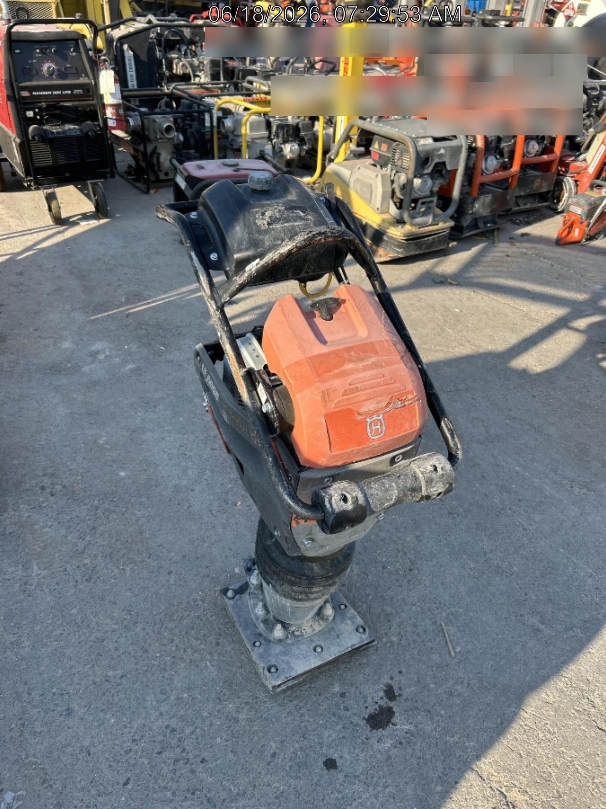 2024 HUSQVARNA LT6005