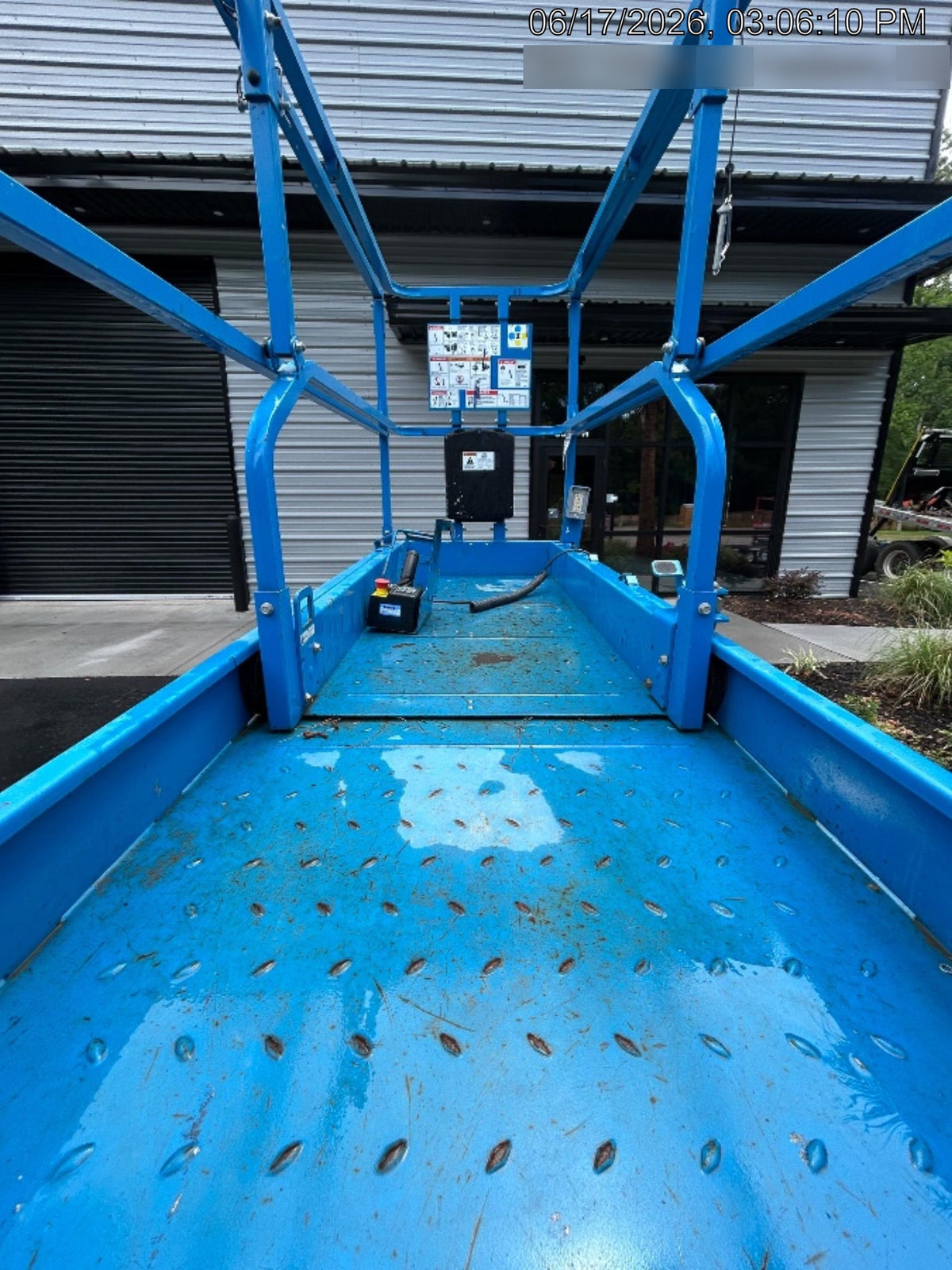 2023 GENIE GS-2632