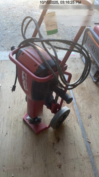 2020 HILTI TE 3000-AVR