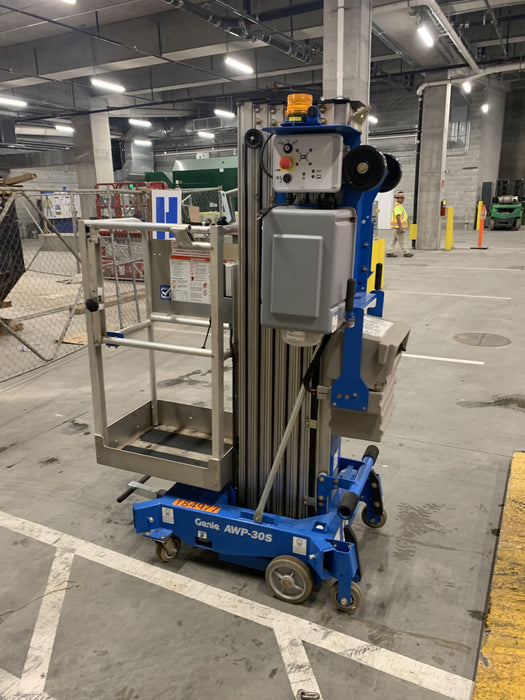 2021 GENIE AWP-30S DC