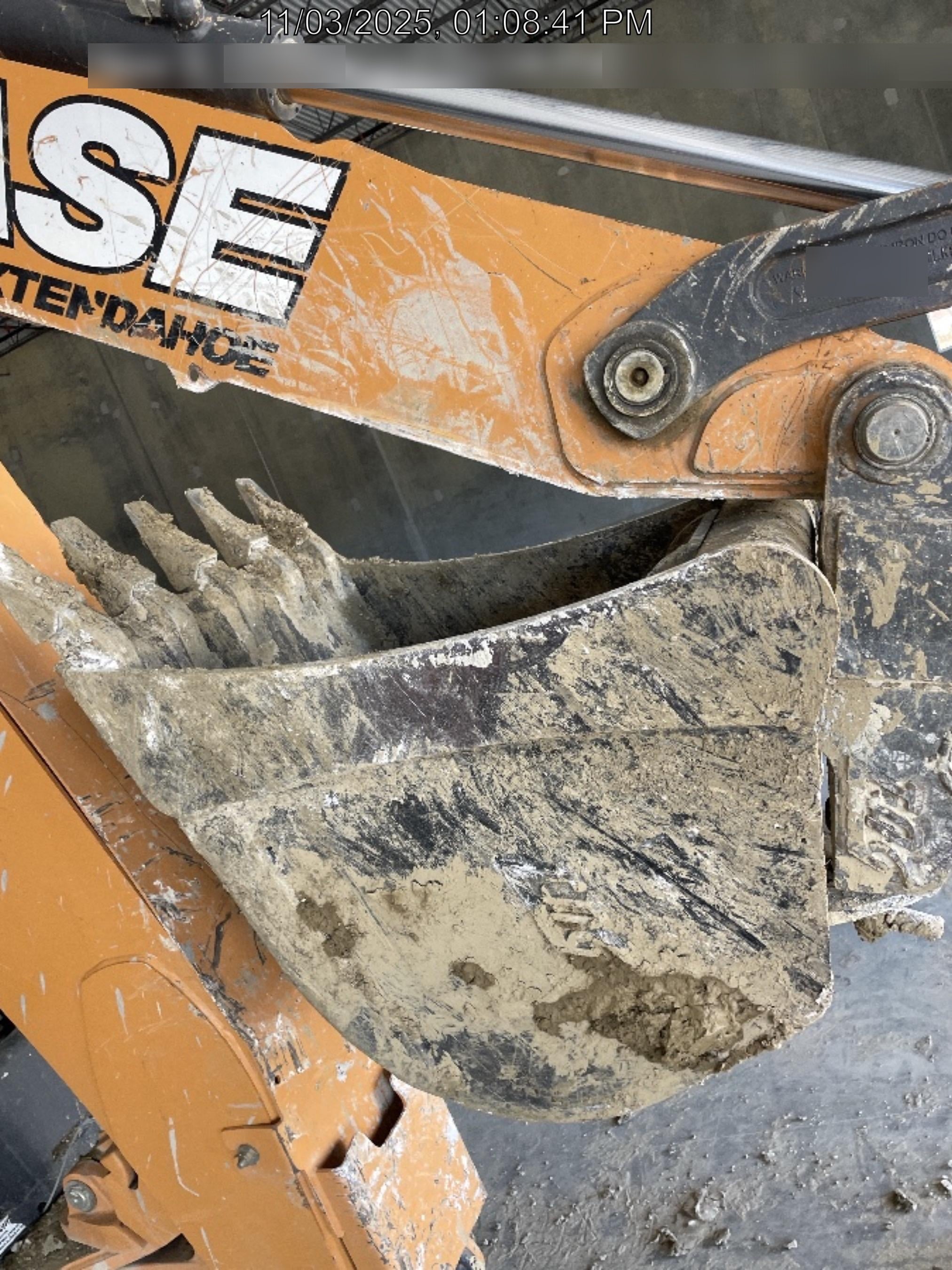 2022 CASE 580N EP - Extendable Backhoe