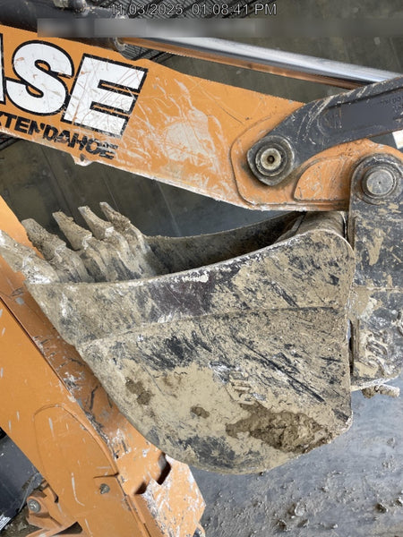 2022 CASE 580N EP - Extendable Backhoe