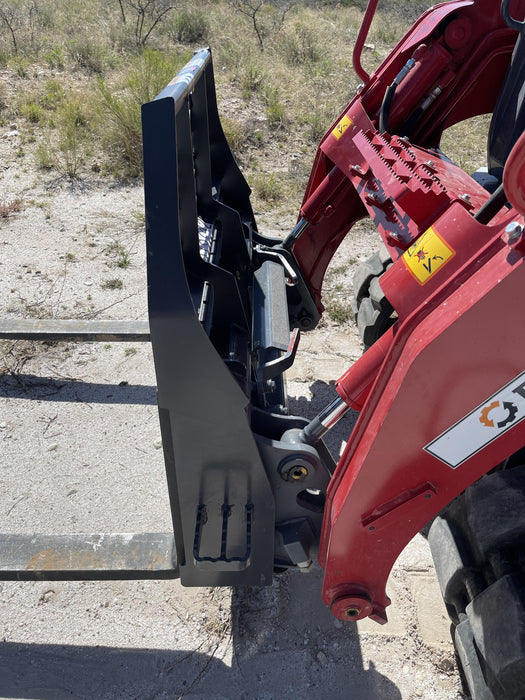 2021 PALADIN 48" Pallet Forks - Paladin