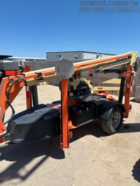 2022 JLG T350