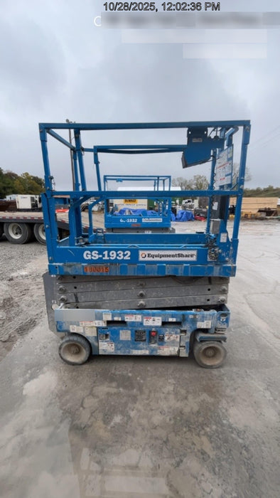 2021 GENIE GS-1932