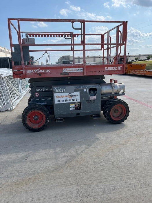 2018 SKYJACK SJ6832 RT