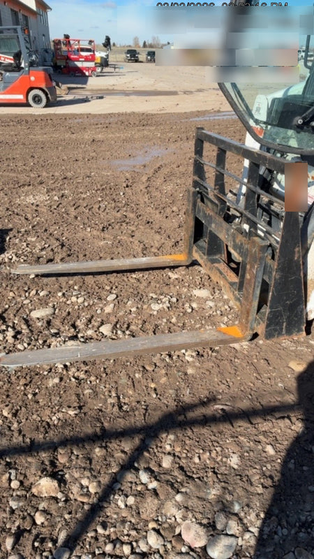 2018 ARROW MATERIAL HANDLING 48" Pallet Forks - Arrow