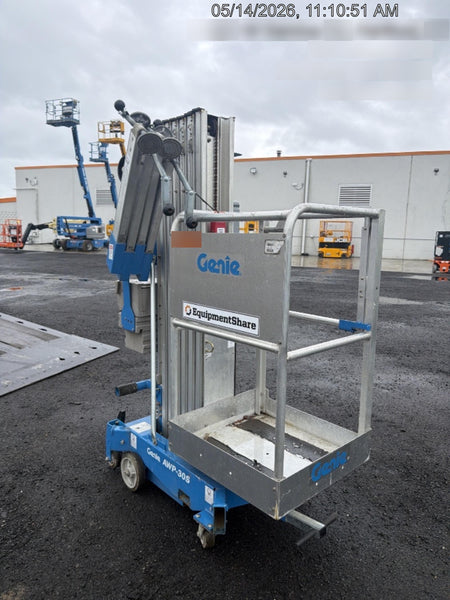 2019 GENIE AWP-30S