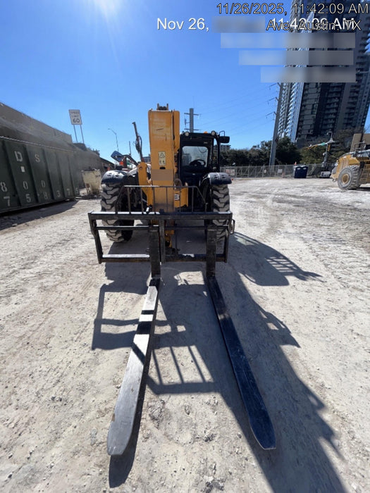 2019 JCB 509-42 74 HP w/Open ROPS, Beacon, Aux Hydraulics, LED Work lights, Solid Tires w/66" Carriage/60" Forks