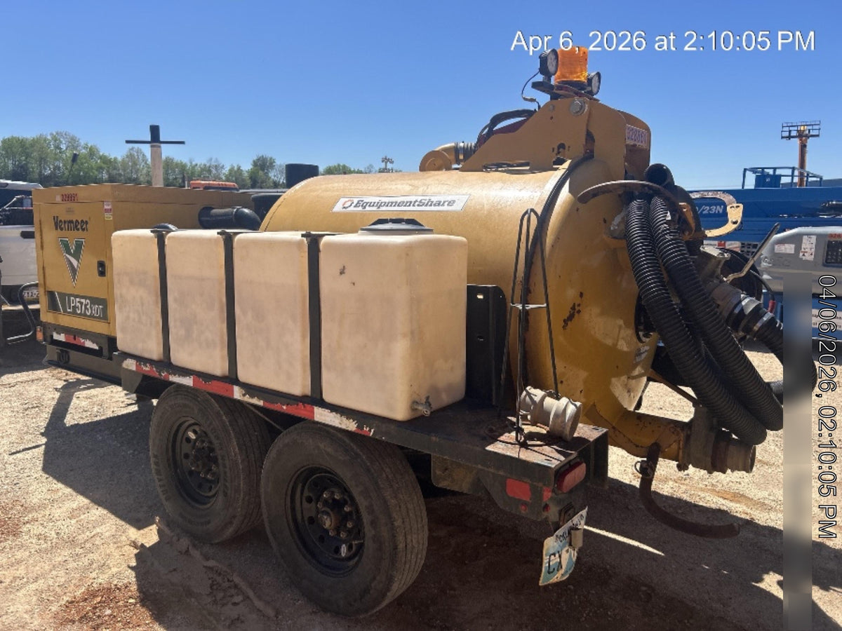 2023 Vac-Tron LP573XDT T4 Koehler Diesel Engine, 500 Gallon Debris Tank, x2 100 Gallon Water Tanks