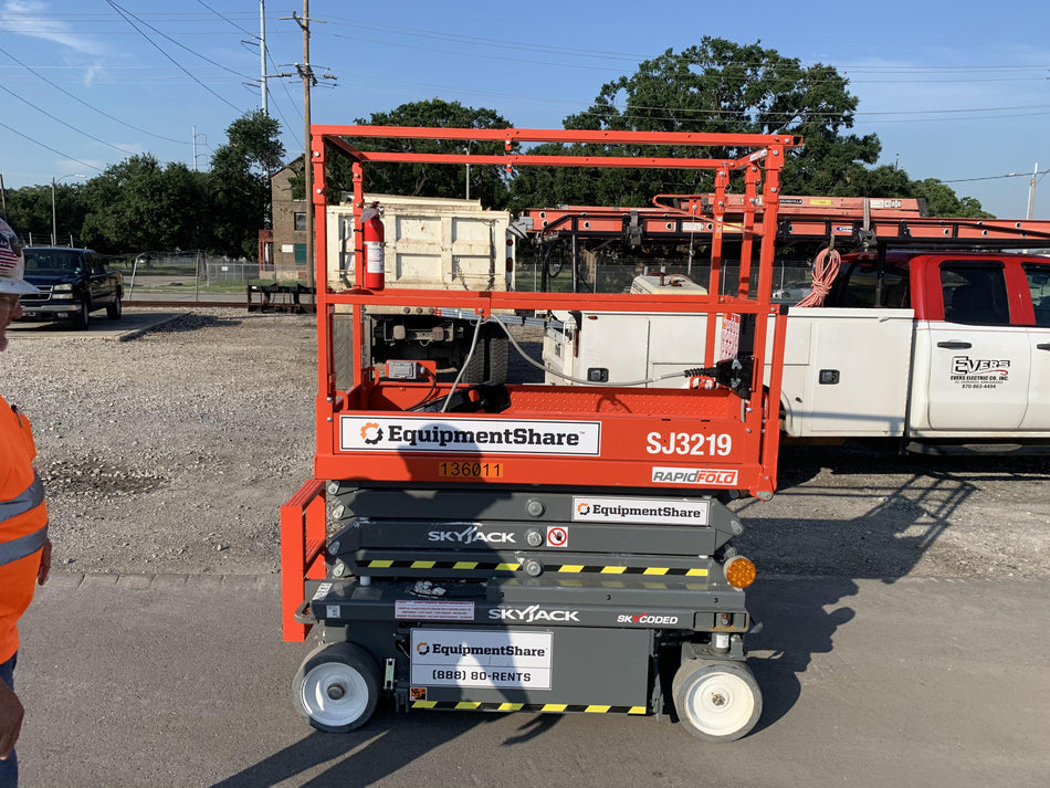 2021 SKYJACK SJ3219